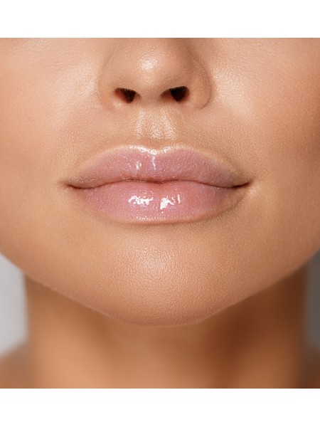 Блеск-плампер для увеличения объема  губ LUXVISAGE LIP volumizer  hot vanilla (тон 301 UNICORN)